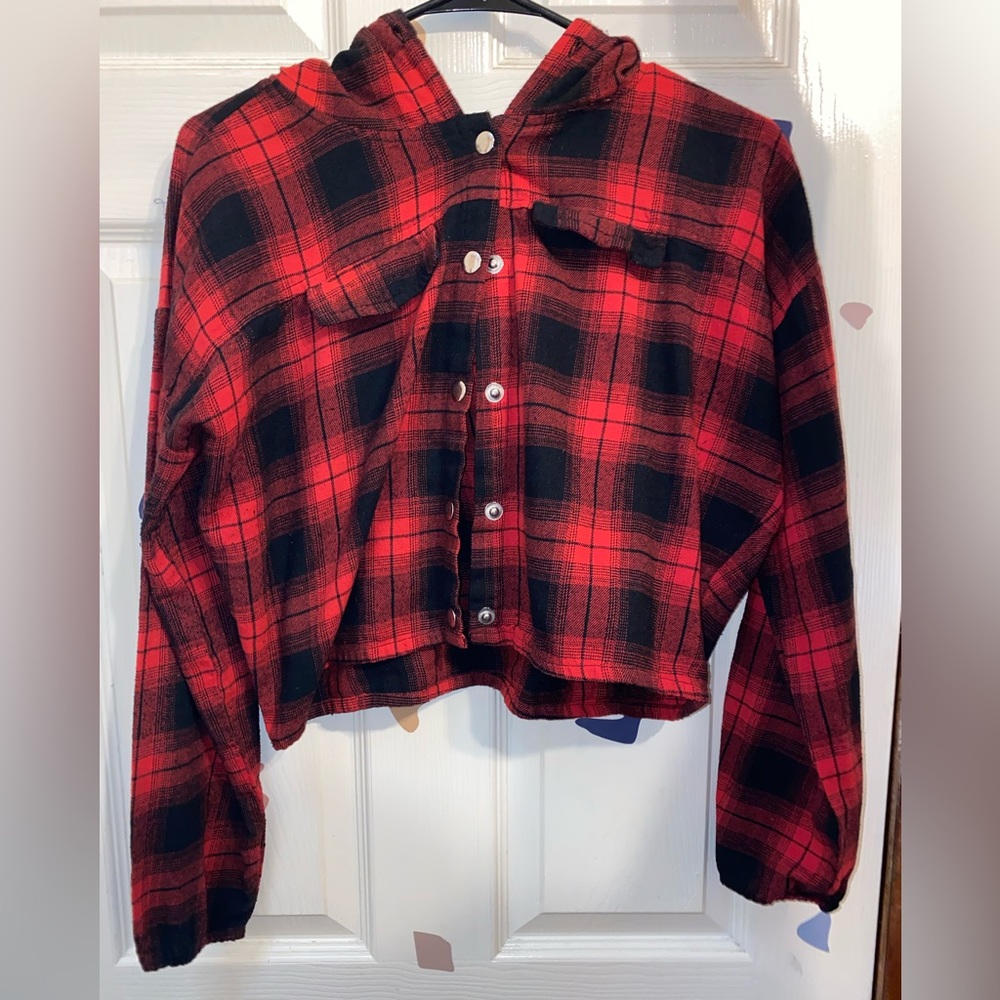 Cropped flannel top